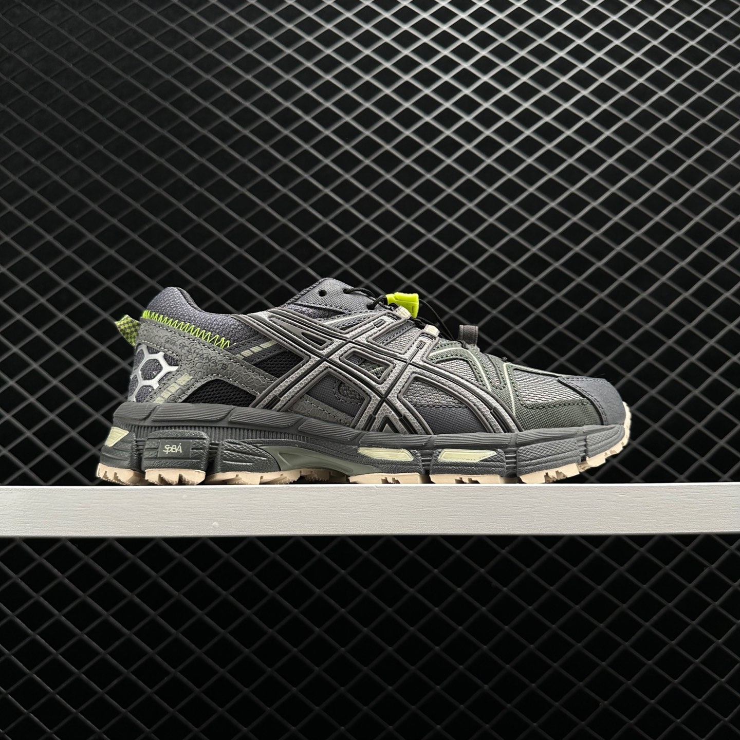 Asics Gel-Kahana 8 Grey 1011B387-021 - Stylish and Durable Trail Running Shoes!