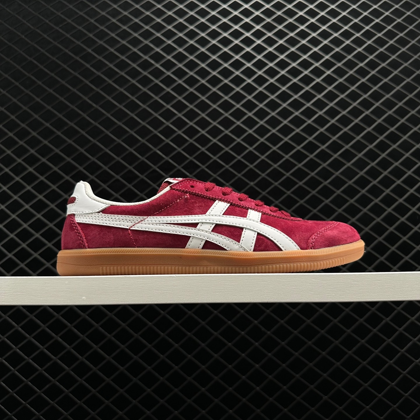 Onitsuka Tiger Tokuten Burgundy White Sneakers - Top Quality Athletic Footwear