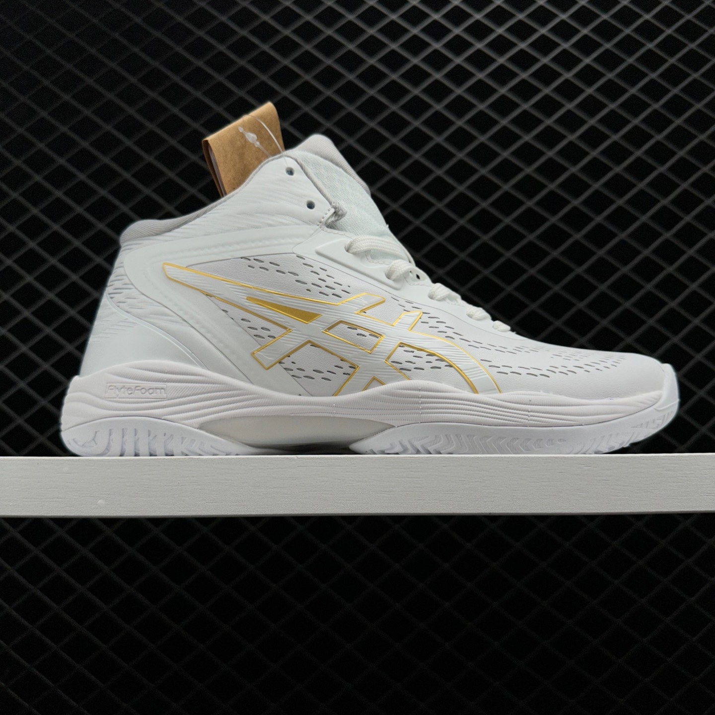 Asics GelHoop V14 White Yellow - Get Optimal Support and Style