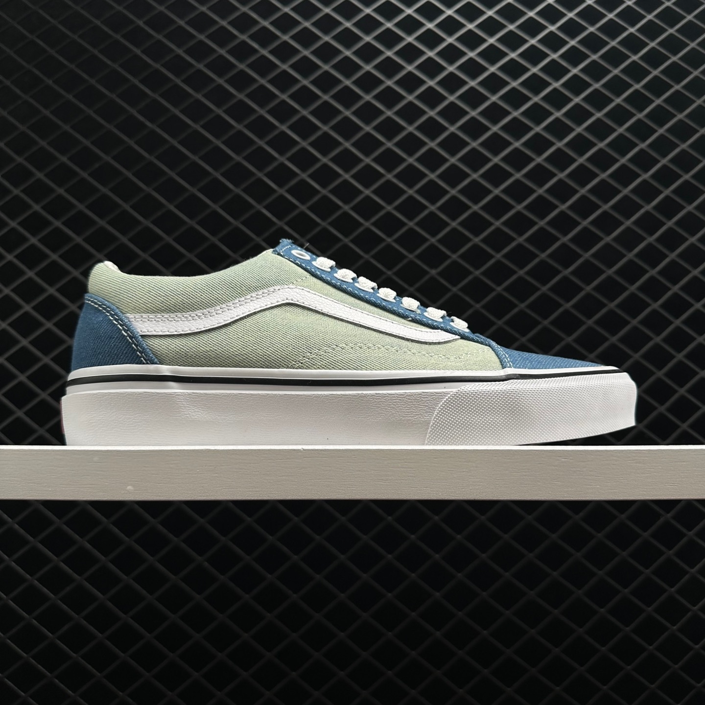 Vans Old Skool 36 DX Gray Green White - Stylish and Classic Footwear