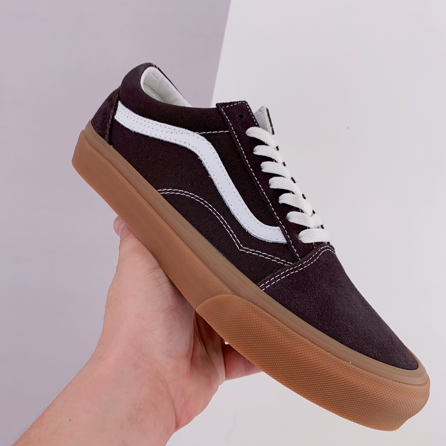 Vans Old Skool BROWN VN0A5KRSCHC - Classic Style with a Brown Twist